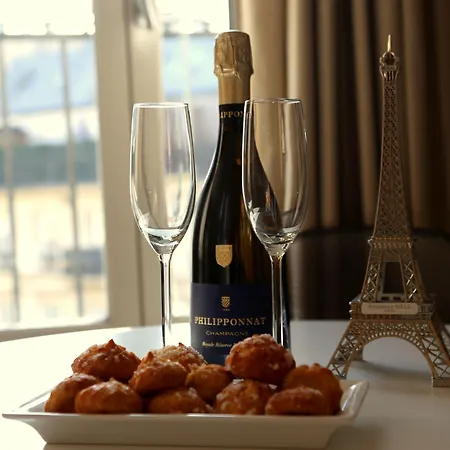 Apartmanhotel Nell 4*