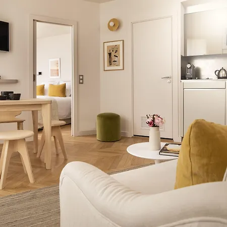 Nell Apartmanhotel Párizs