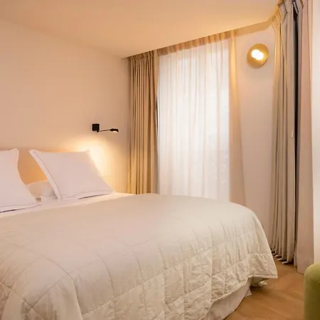Nell Apartmanhotel Párizs