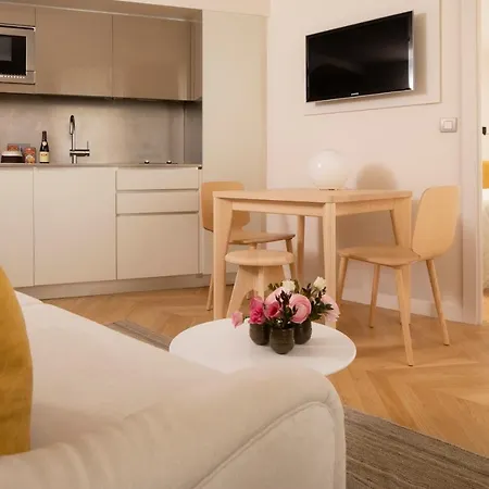 Nell Lejlighedshotel 4*