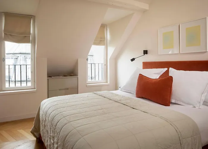 Nell Aparthotel