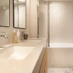 Nell Aparthotel Paříž